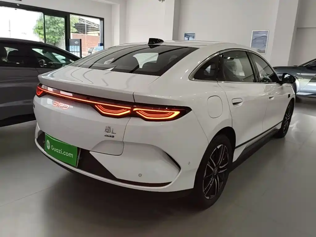 BYD Qin L — миниатюра 7