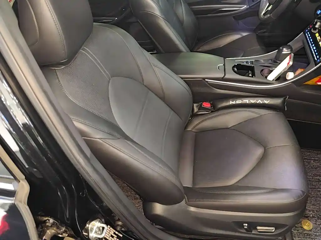 Toyota Avalon — миниатюра 25