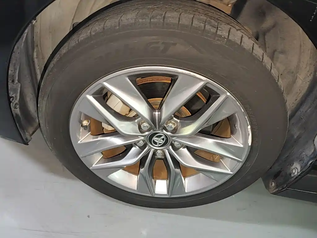 Toyota Avalon — миниатюра 23