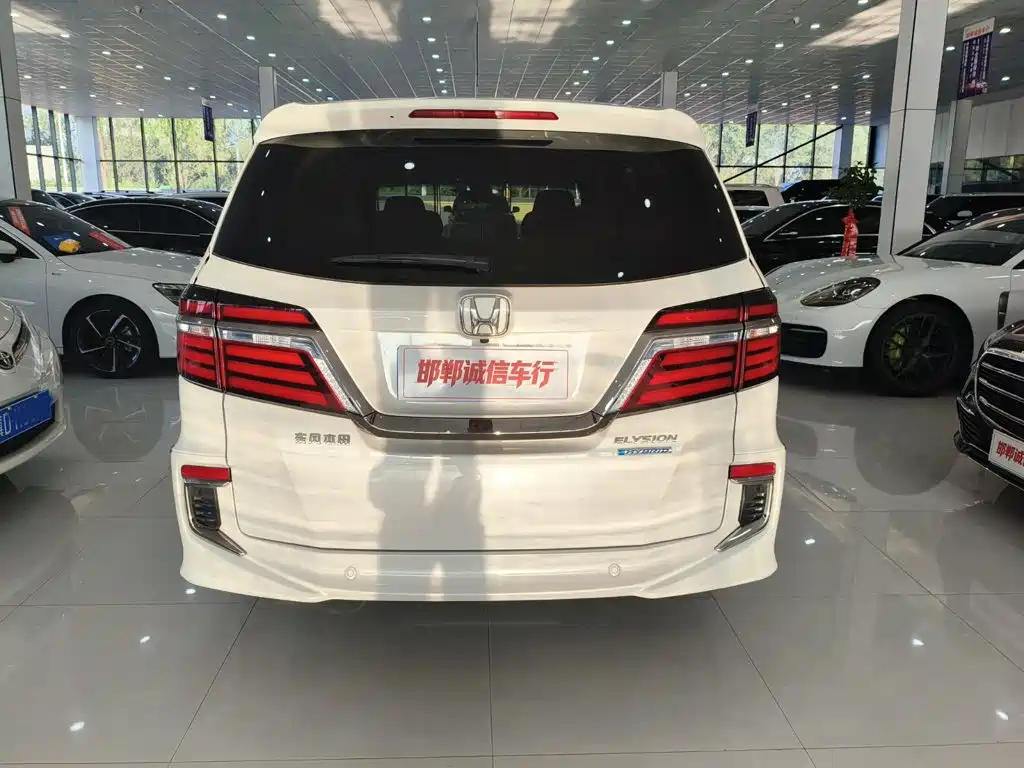Honda Elysion — миниатюра 5