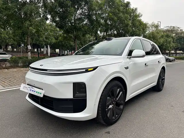 Li Auto IDEAL L6 2024