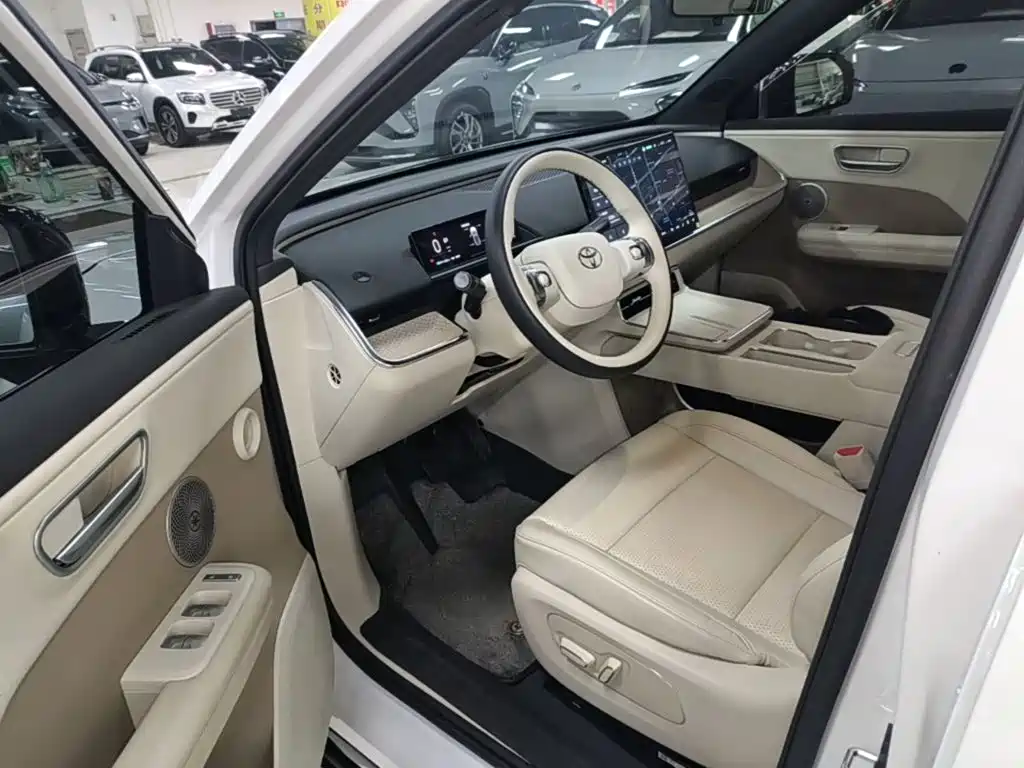 Toyota bZ3X — миниатюра 16