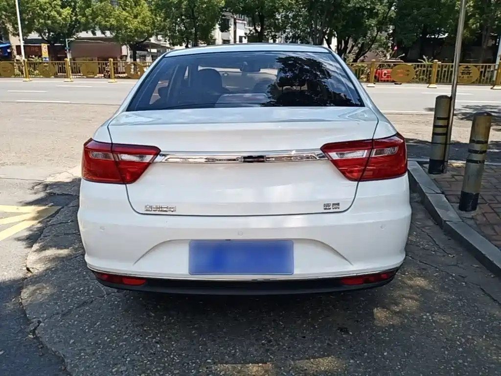 Geely Vision — миниатюра 6