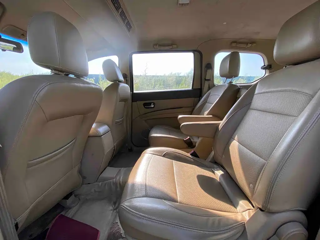 Wuling Hongguang — миниатюра 8