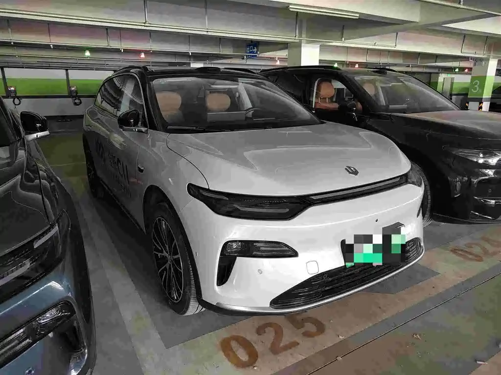 Leapmotor Leapmotor C11 — миниатюра 3