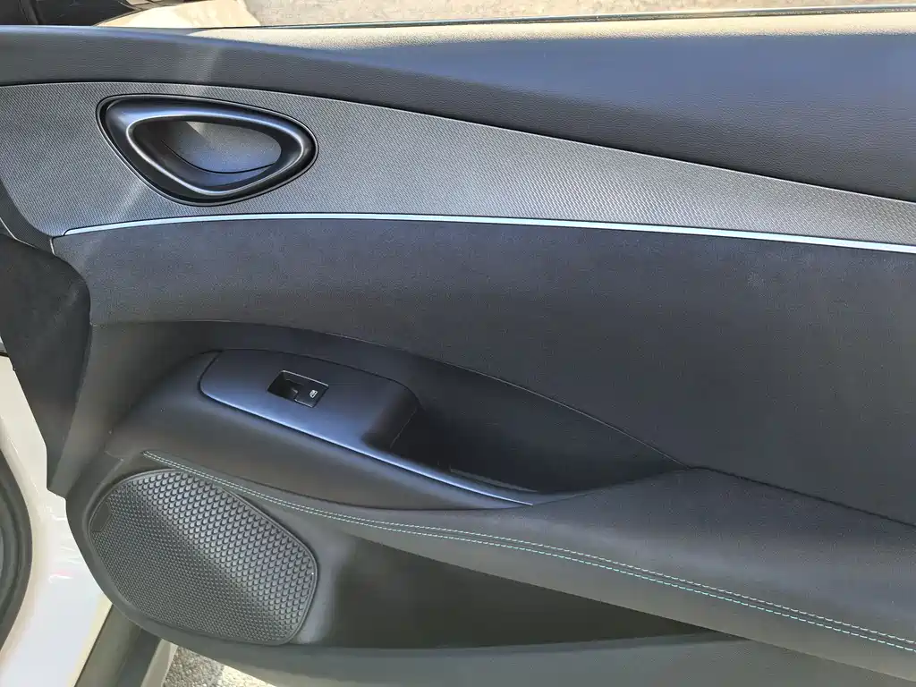 BYD SEAL 06 NEW ENERGY