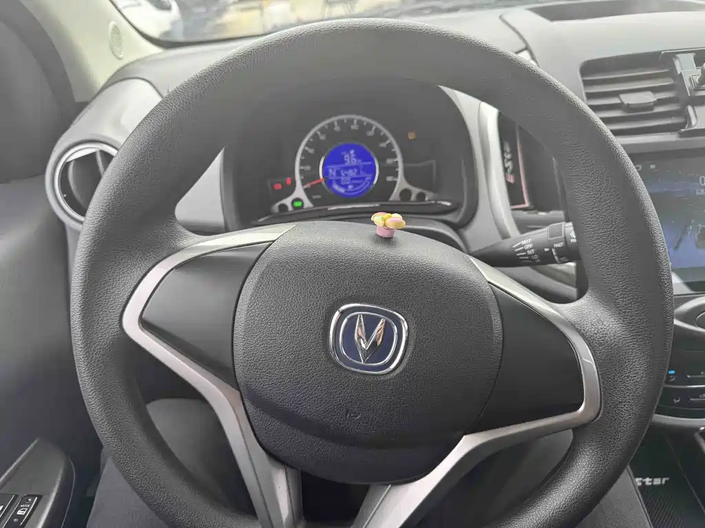 Changan Benben E-Star — миниатюра 6