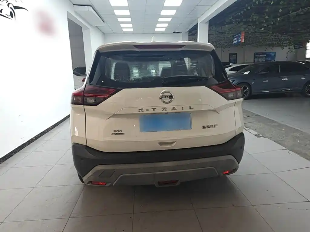 Nissan X-Trail — миниатюра 6