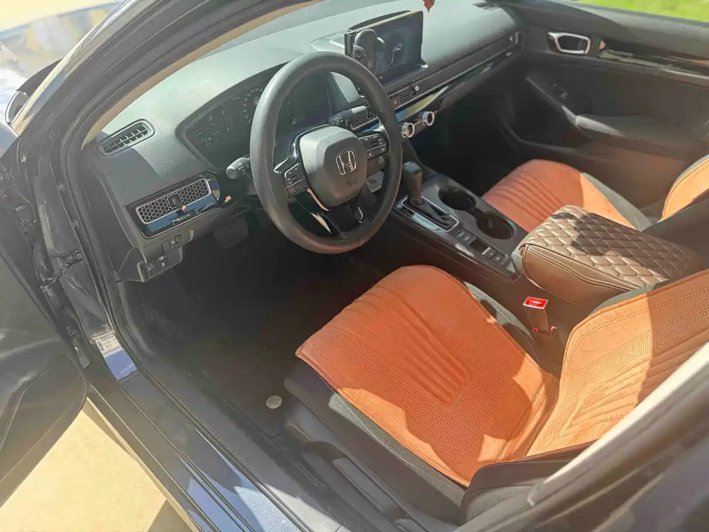 Honda Civic 2022 240TURBO CVT