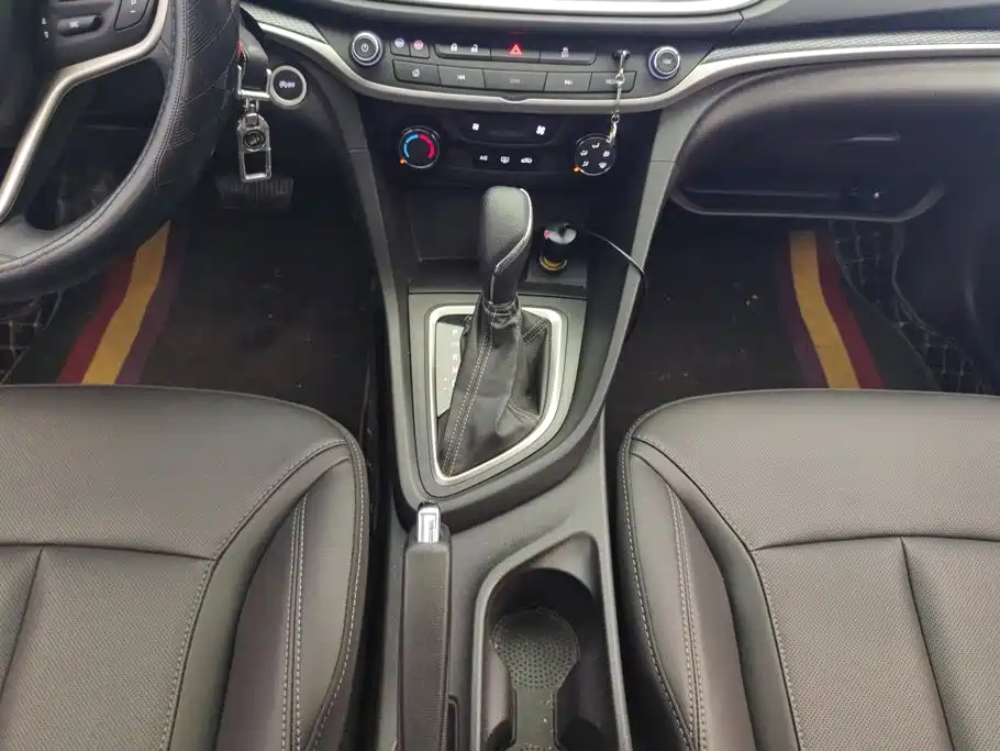 Buick Excelle — миниатюра 16