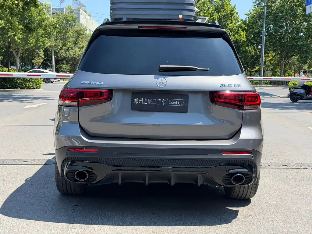 Mercedes-Benz GLB AMG — миниатюра 7