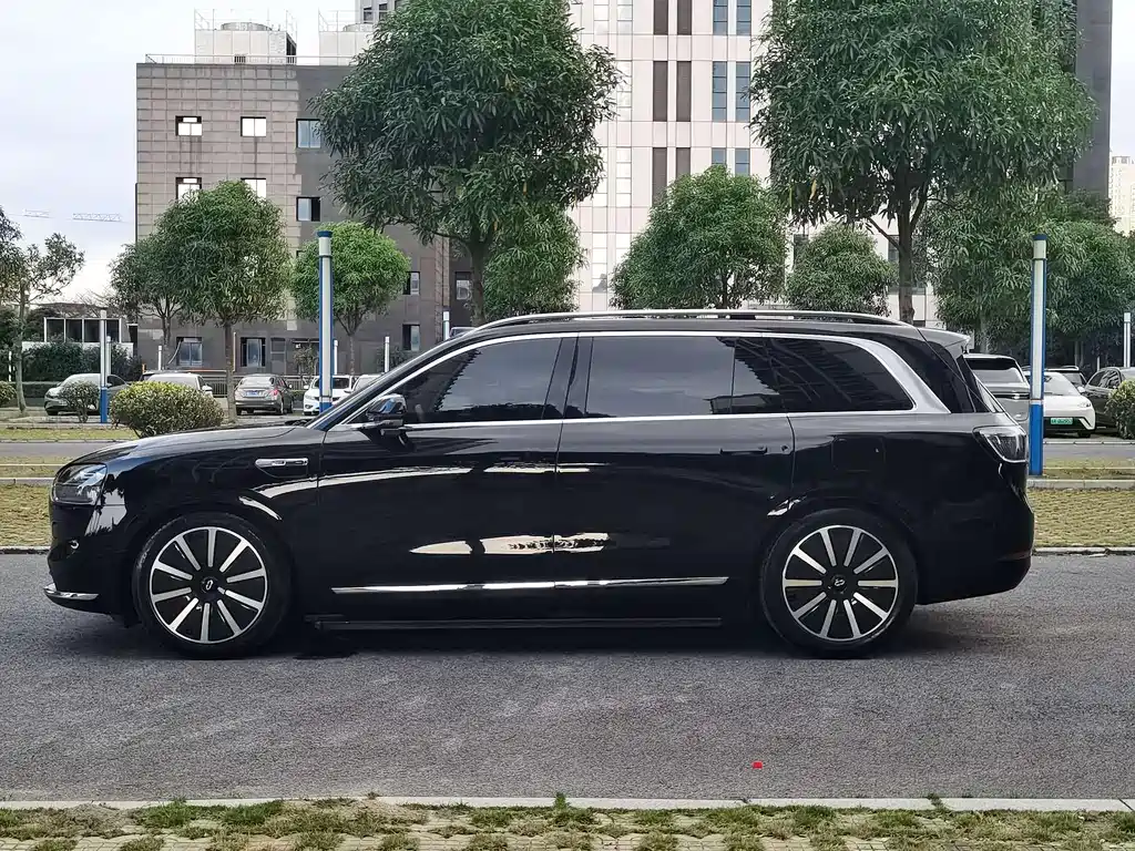 AITO ASK THE WORLD M9