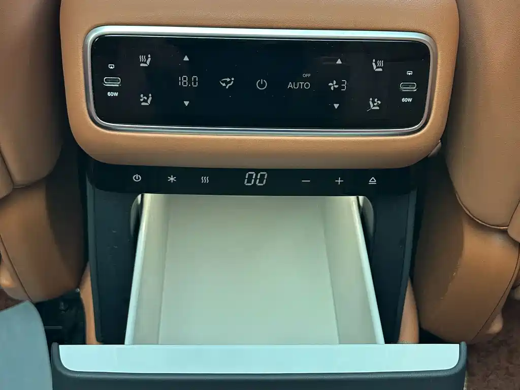 Li Auto Li L8 — миниатюра 26