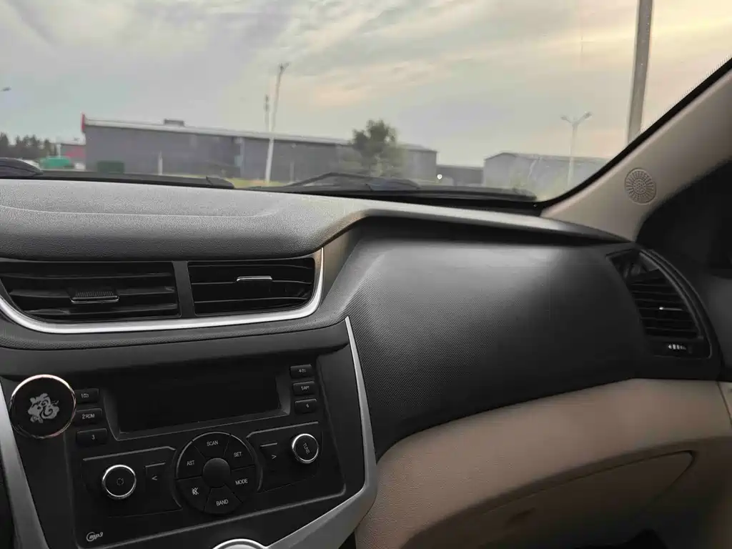 Chery Fengyun 2 — миниатюра 11