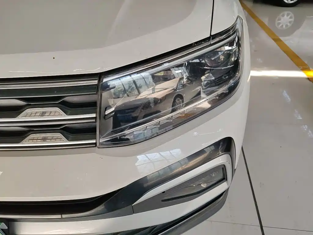 Volkswagen T-Cross — миниатюра 24