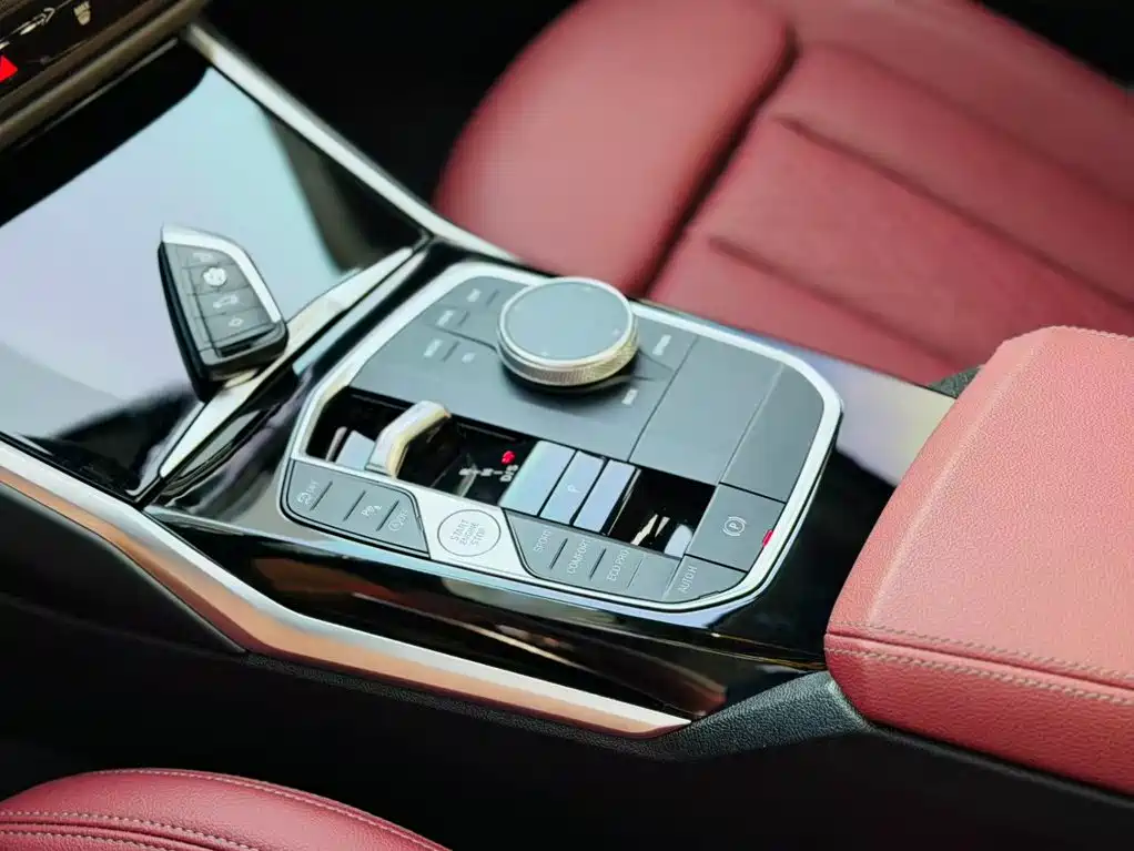 BMW 3 Series — миниатюра 10