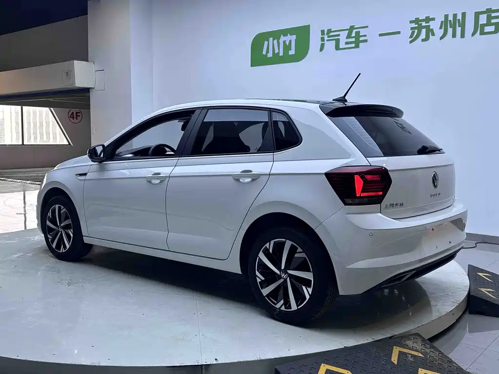 Volkswagen Polo 2021 Plus 1.5L AT