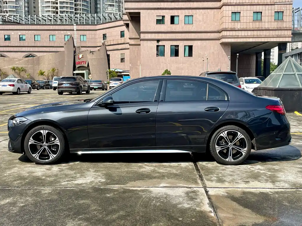 Mercedes-Benz C-Class — миниатюра 29