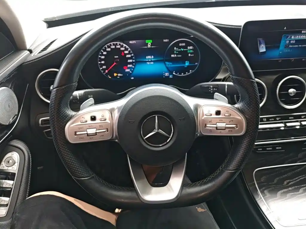 Mercedes-Benz C-Class — миниатюра 11