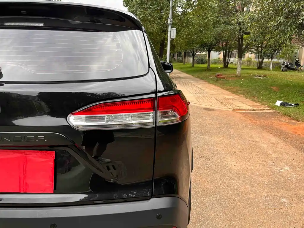 Toyota Frontlander — миниатюра 15