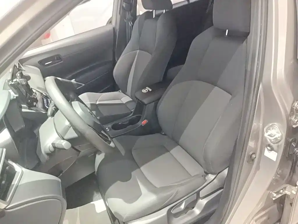 Toyota Frontlander — миниатюра 15