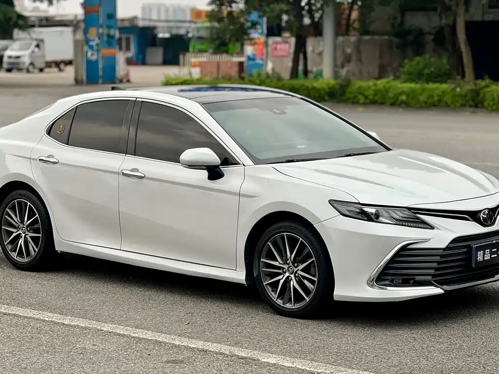 Toyota Camry 2021 2.5G Luxury
