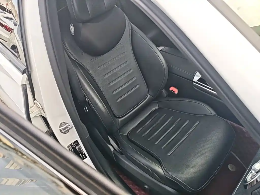Mercedes-Benz C-Class — миниатюра 25