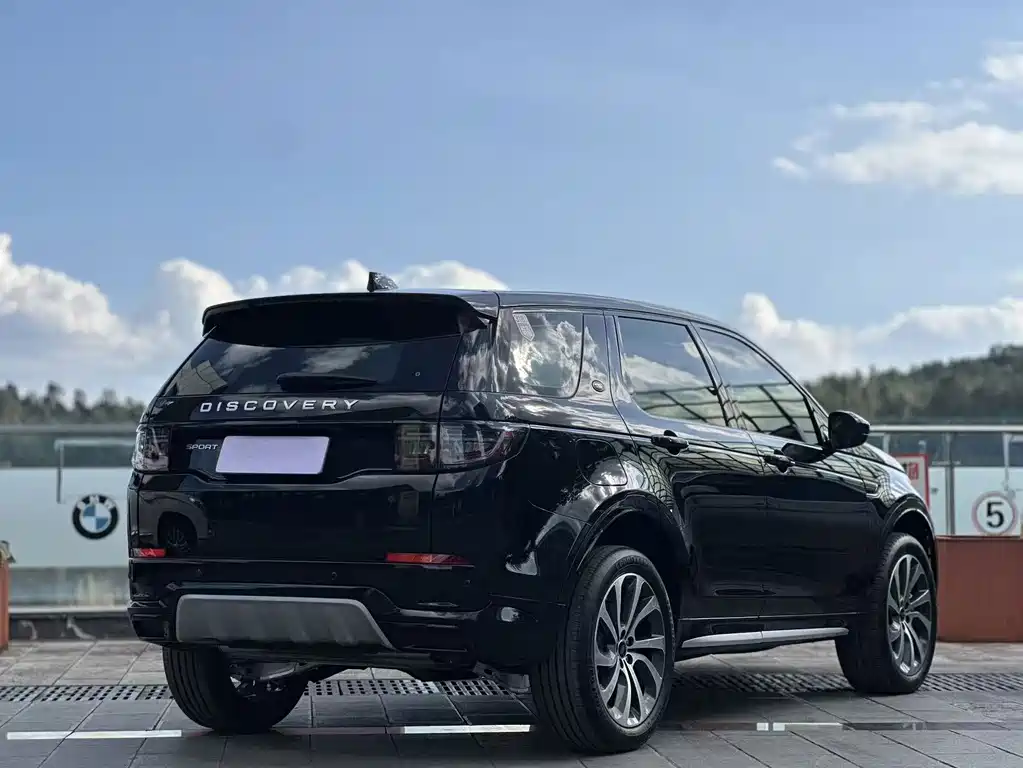 Land Rover Discovery Sport — миниатюра 4