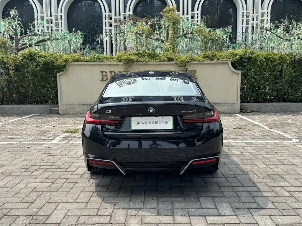 BMW i3 — миниатюра 11