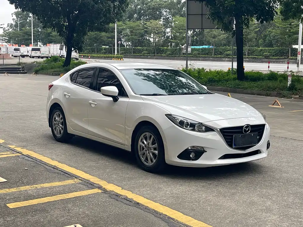 Mazda 3 Axela — миниатюра 3