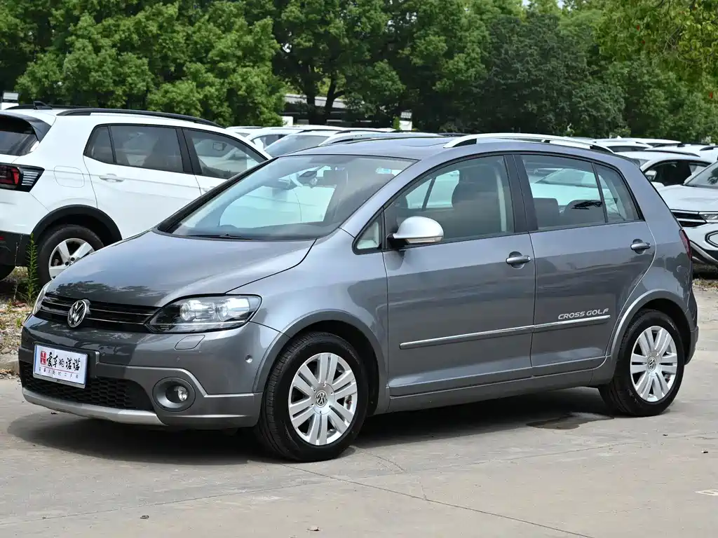 Volkswagen Golf (Import)