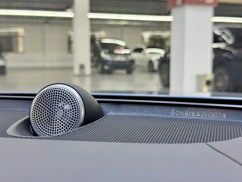 Volvo S90 PHEV — миниатюра 7