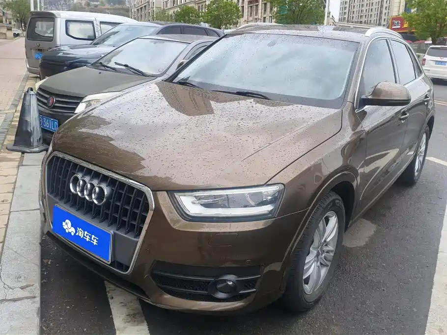 Audi Q3 2014