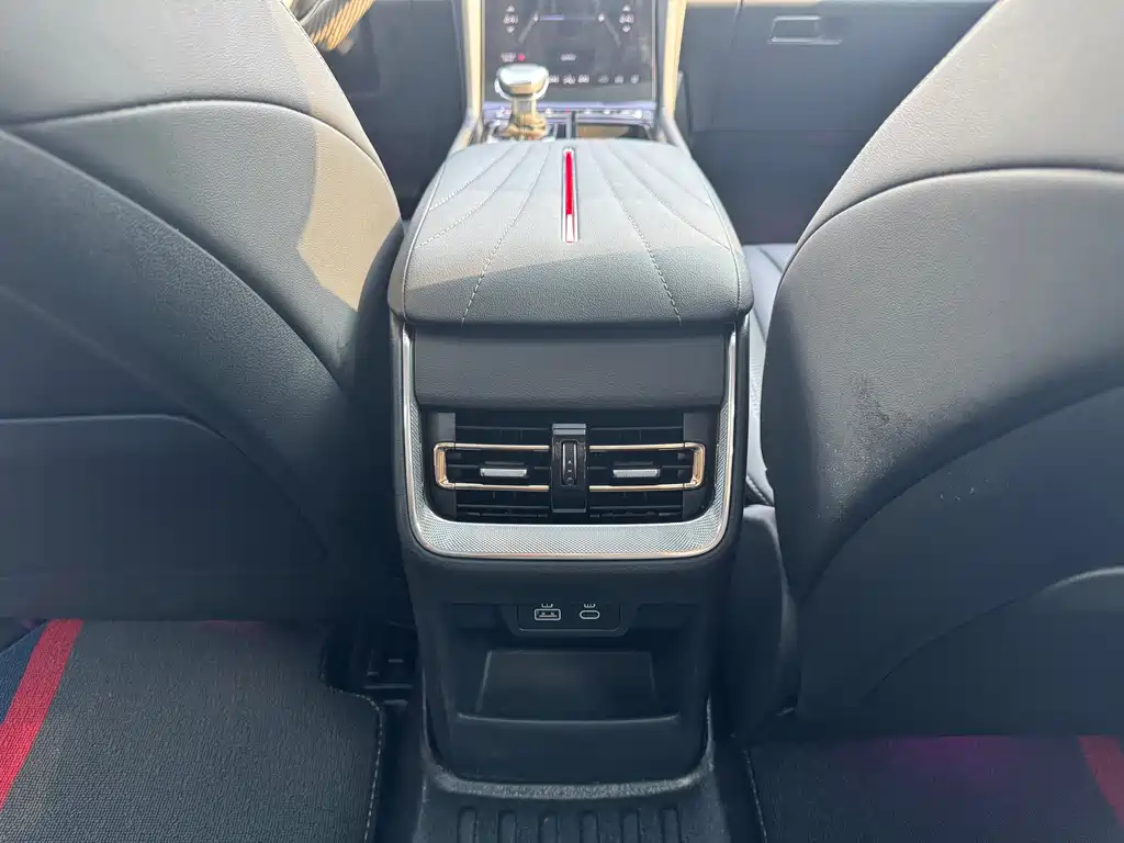 Hongqi Hongqi H5 — миниатюра 19