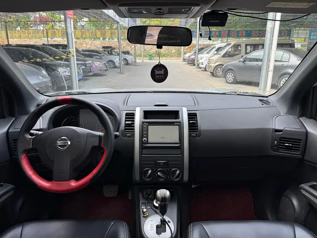 Nissan X-Trail 2012 2.0L CVT Comfort 4WD