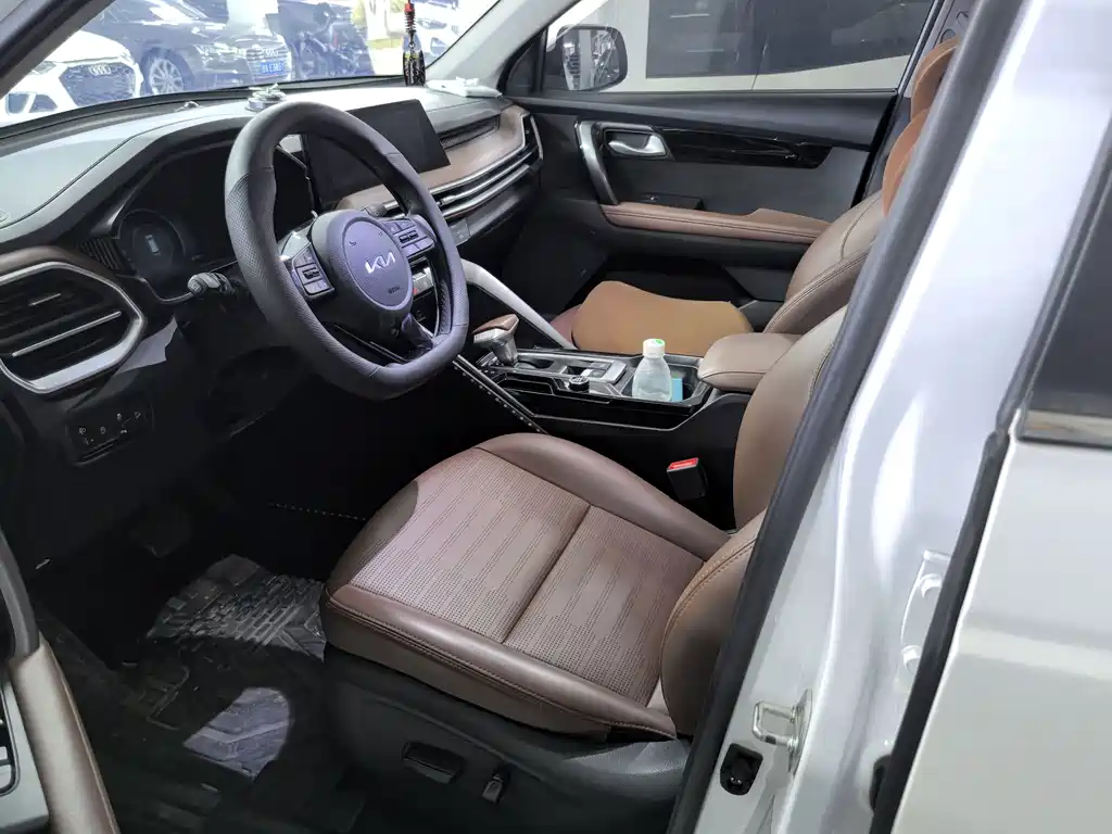 Kia Sportage — миниатюра 7