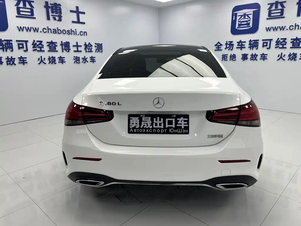 Mercedes-Benz A-Class Facelift A 180 L Sport Sedan, фото 5