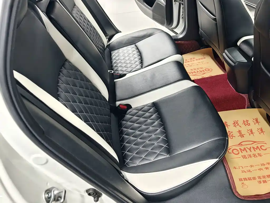 Honda Civic — миниатюра 10