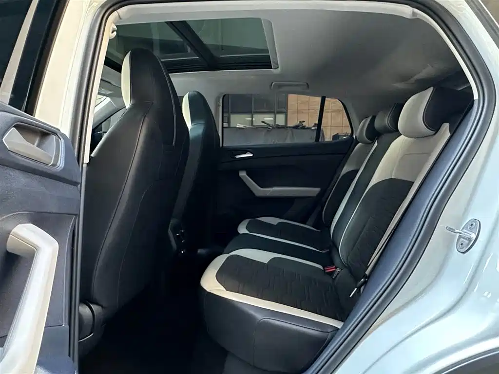 Volkswagen Tharu 2025 1.5L