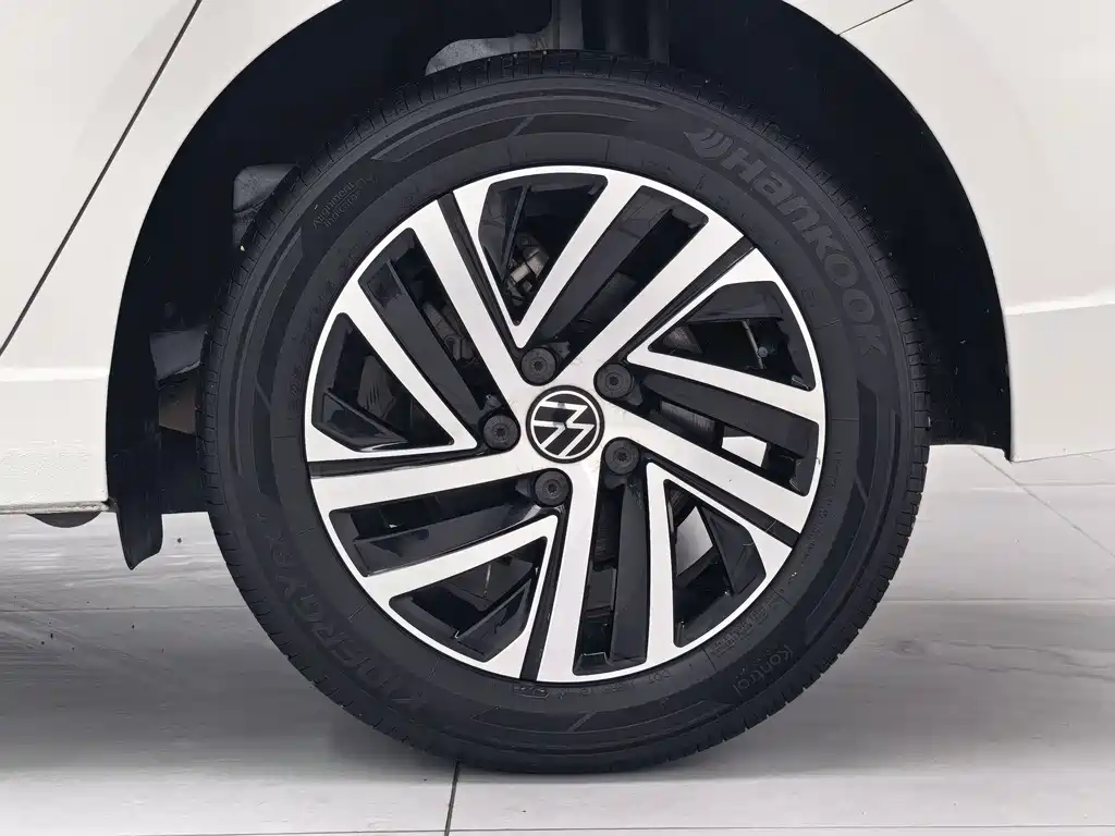Volkswagen Lavida — миниатюра 19