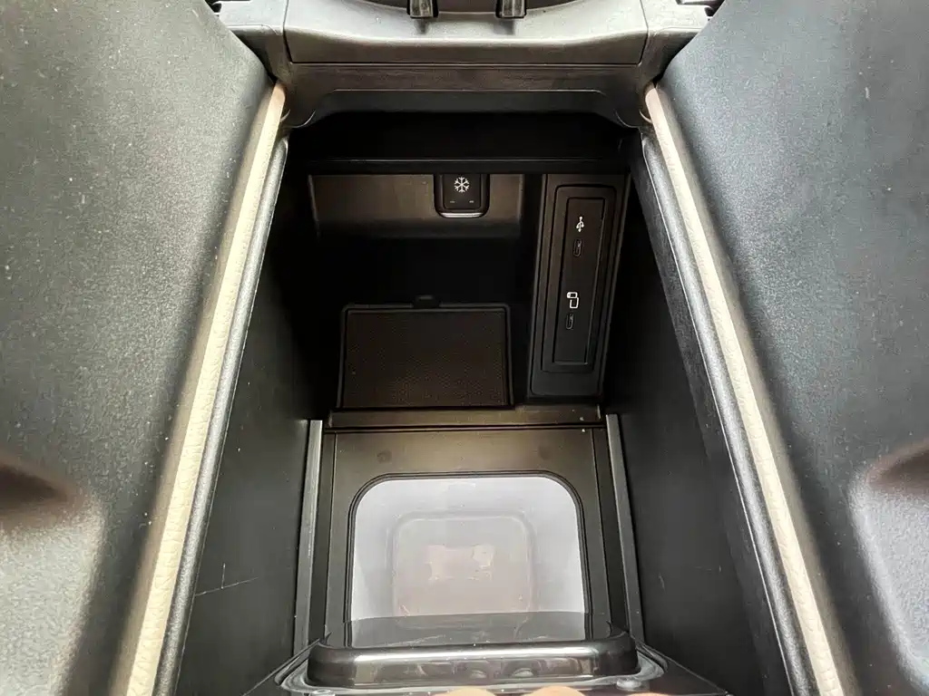 Mercedes-Benz V-Class — миниатюра 9
