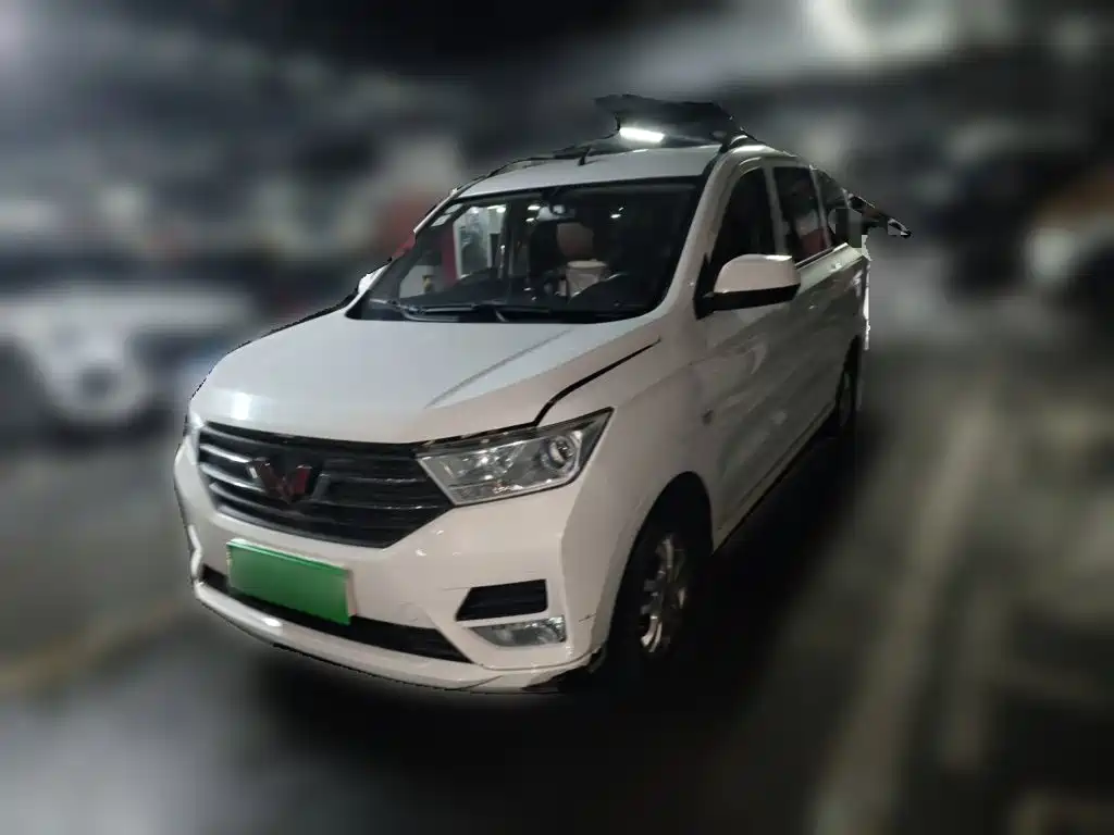 Wuling Hongguang — миниатюра 2