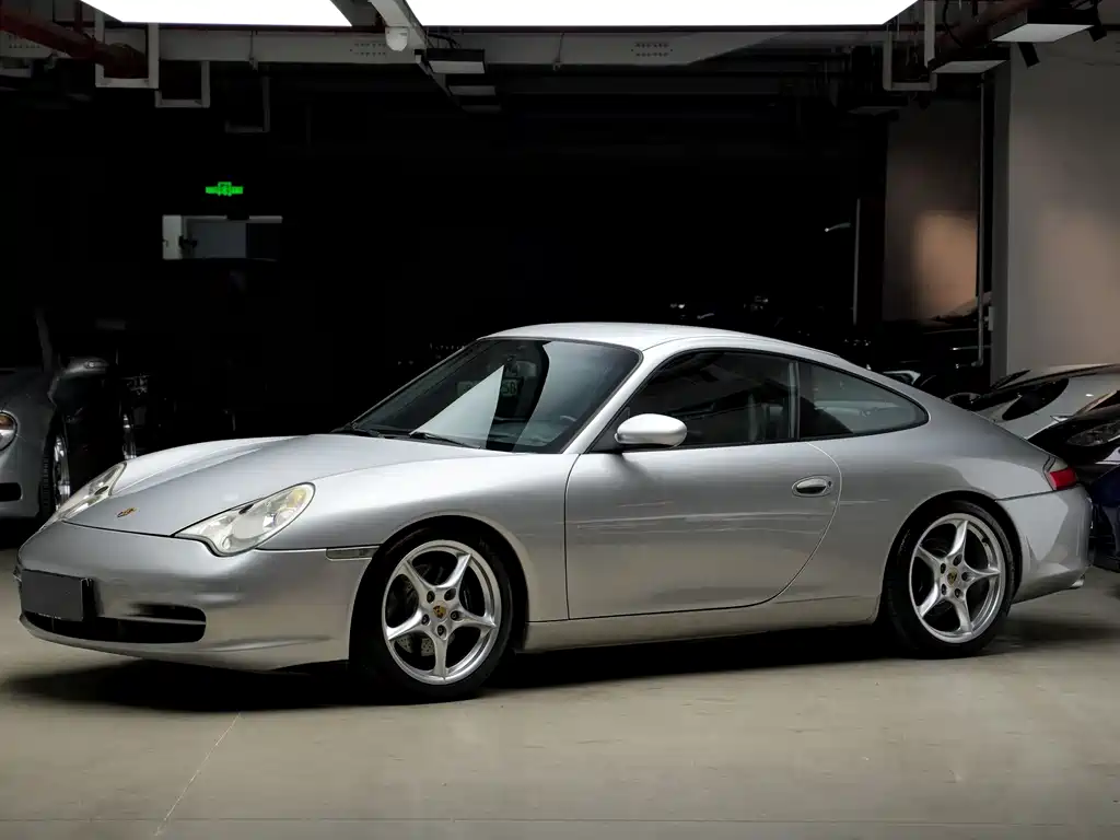 Porsche 911 2003