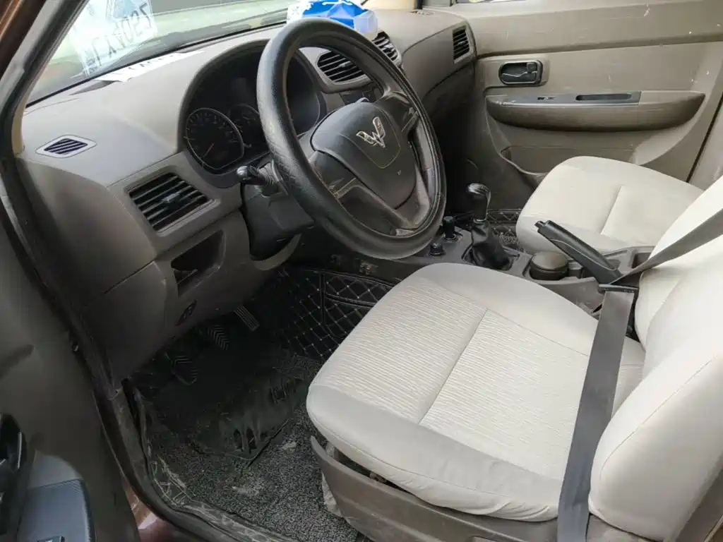 Wuling Hongguang — миниатюра 15