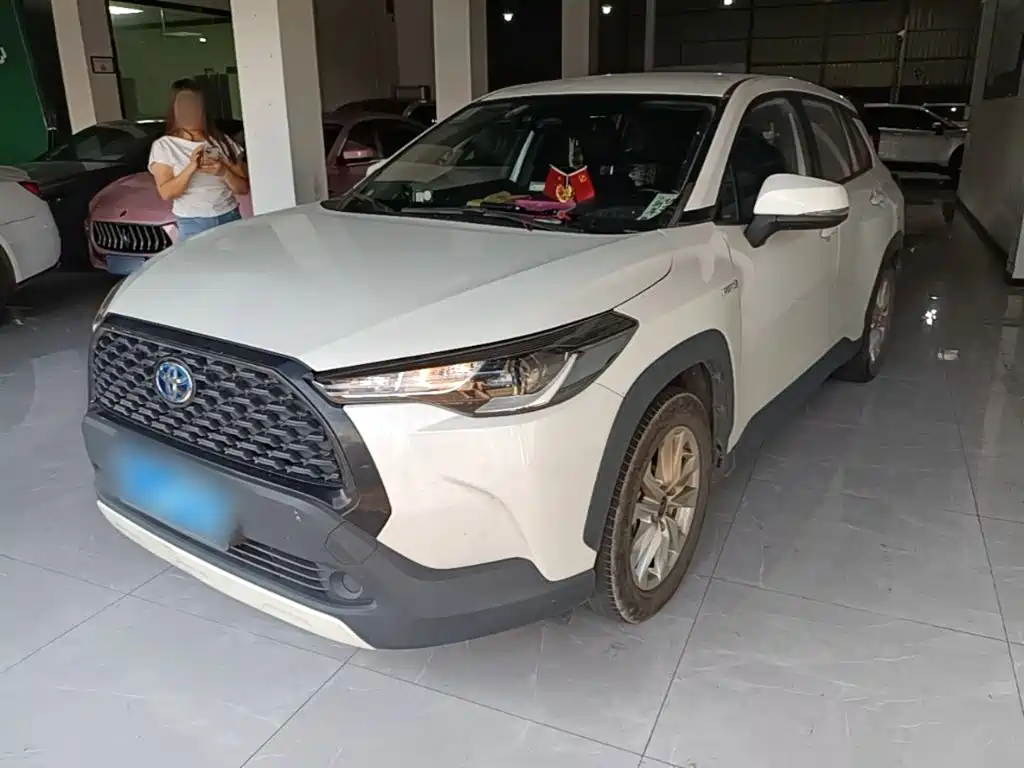Toyota Corolla Cross — миниатюра 2