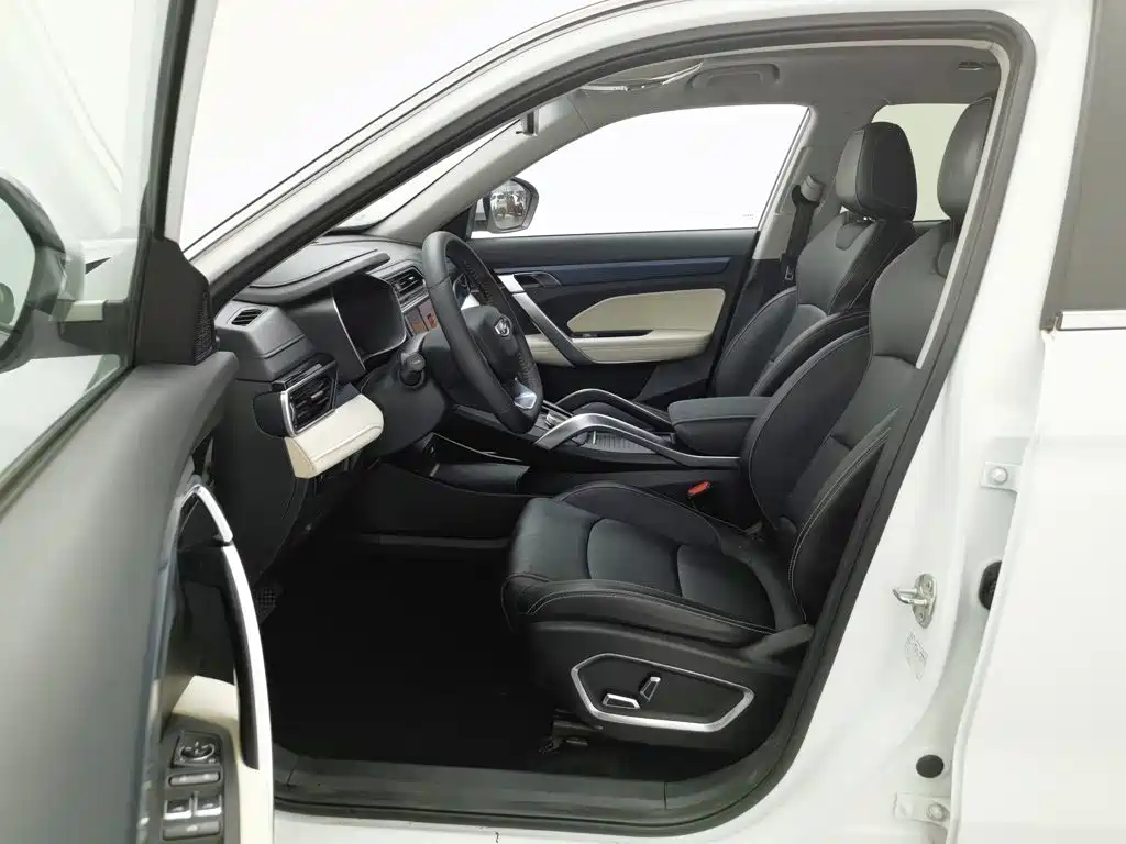 Geely Boyue — миниатюра 10