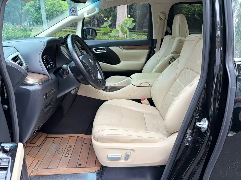Toyota Alphard 2018 3.5L Luxury
