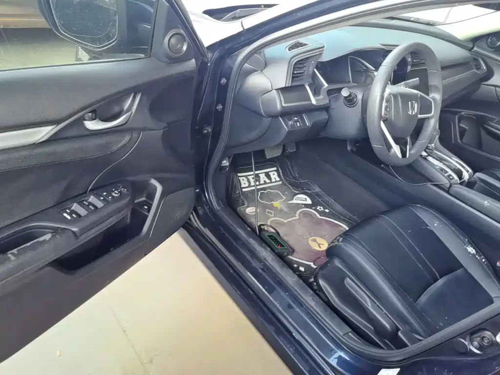 Honda Civic — миниатюра 16