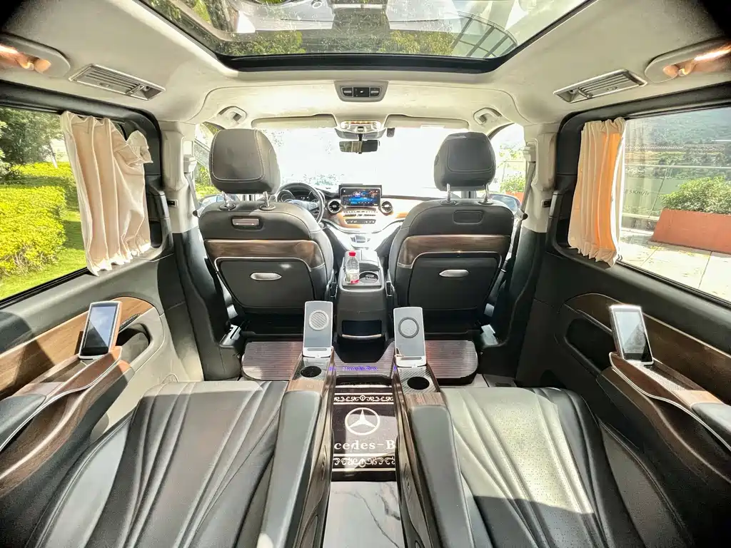 Mercedes-Benz V-Class — миниатюра 12
