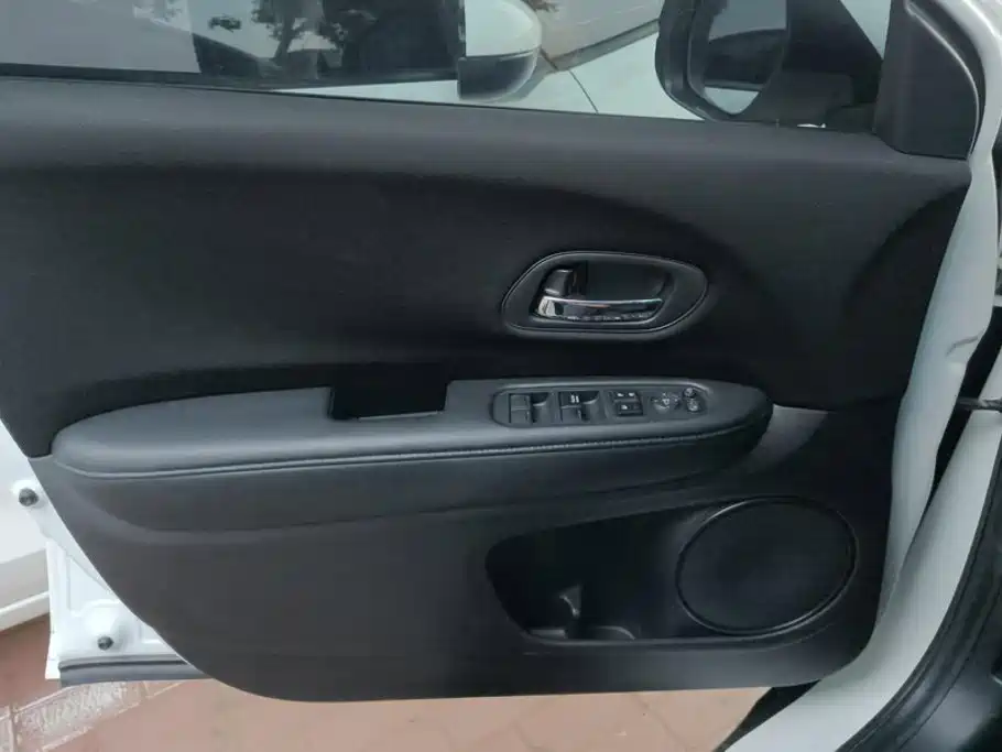Honda Vezel — миниатюра 7